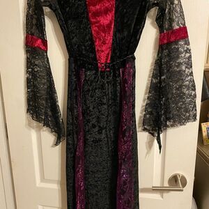 Childs Vampire Halloween Costume with Cape